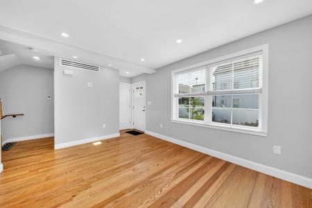 6B Pinkham Place Unit 2, Lynn, Massachusetts 01902, Estados Unidos