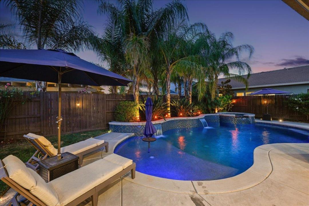 2216 Cumberland Loop, Roseville, California 95747, HOA KỲ