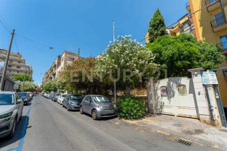 Via Salvatore Paola, Catania, Sicilia 95127, イタリア