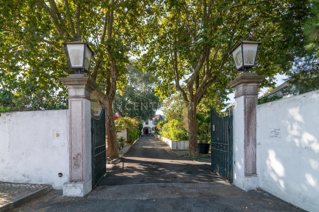 Almada, Setubal 2825-069, Portugal