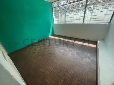 El Mercurio E10-23, Quito, Pichincha 00001, 厄瓜多爾