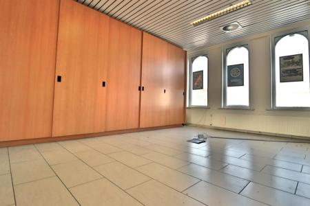 Brugsesteenweg 230, Kortrijk, 比利時