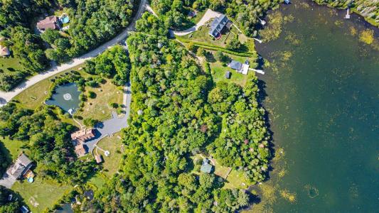 343  Ch. Glen Acres, Saint-Sauveur, קוויבק J0R 1R1, קנדה 