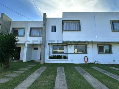 Avenida Banzer Km 9 entrando por Mainter Condominio Brisas del Norte 2 , Norte, Santa Cruz 0000, Bolivia