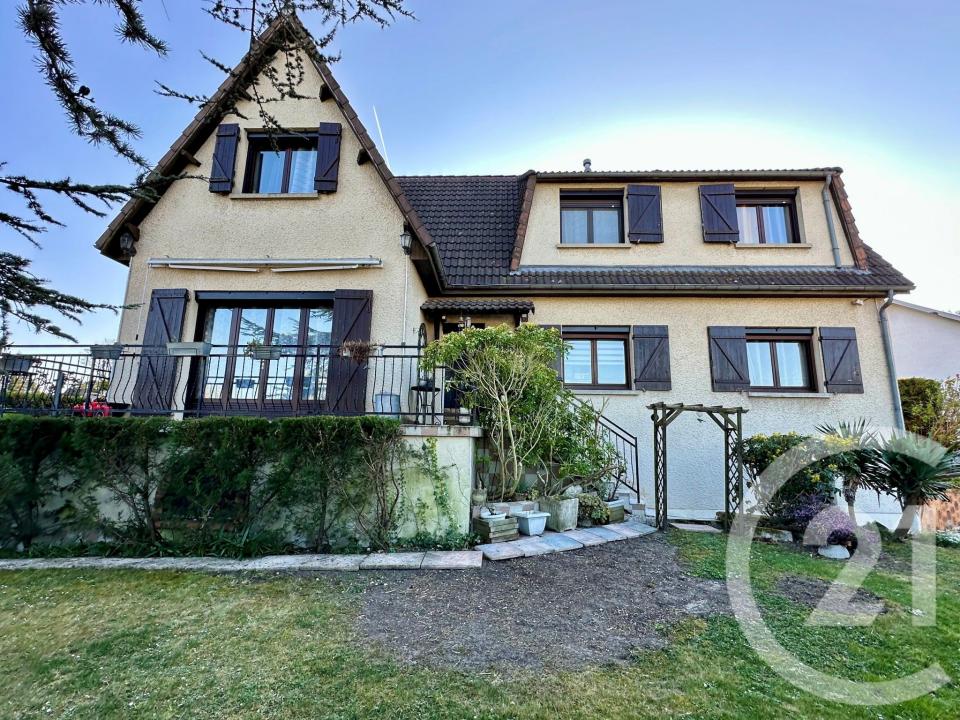 Coubron, Isla De Francia 93470, Francia