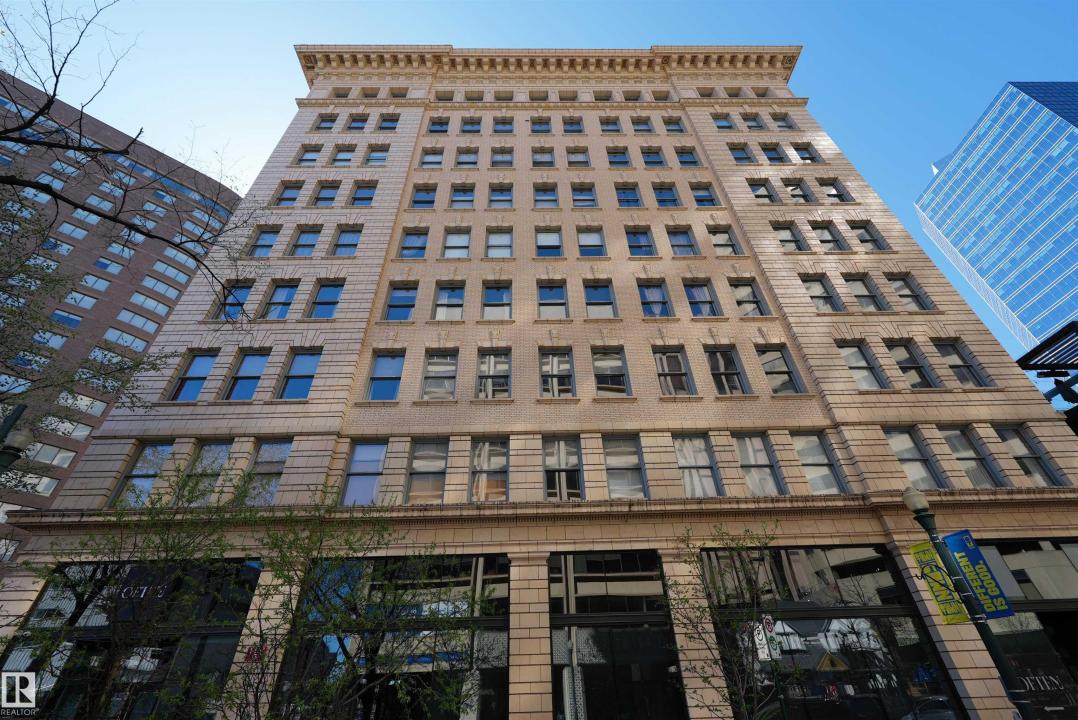 10134 100 STREET NW, Edmonton, Alberta T5J 0N8, Canada