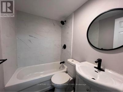 871 ADELAIDE STREET NORTH, London East (east B), Ontario N5Y 2M2, Canadá