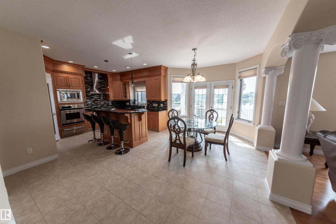 13527 158 AVENUE NW, Edmonton, אלברטה T6V 1S3, קנדה 