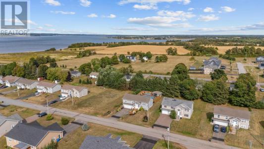 53 STARLING CRESCENT, Stratford, Đảo Prince Edward C1B 0L9, Canada