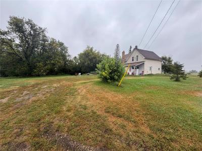 227 WEIR (HOLMFIELD) STREET, Killarney, Manitoba R0K 1A0, CANADÁ
