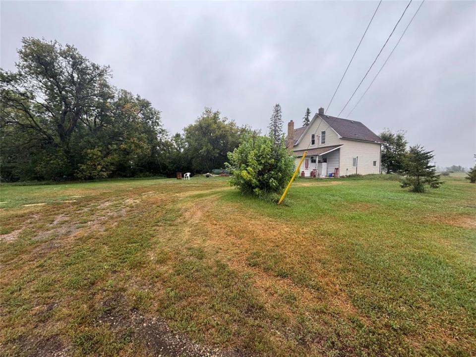 227 WEIR (HOLMFIELD) STREET, Killarney, Manitoba R0K 1A0, Canadá