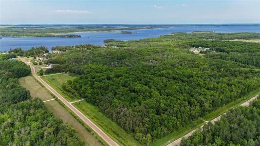 0 GAUER ROAD, Lac Du Bonnet Rm, מניטובה R0E 1A0, קנדה