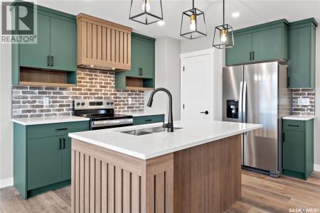 3080 DUMONT WAY, Regina, Saskatchewan S4V 3Z3, Canada