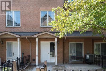 12 ST MORITZ WAY, Markham (unionville), أونتاريو L3R 4E8, كندا 