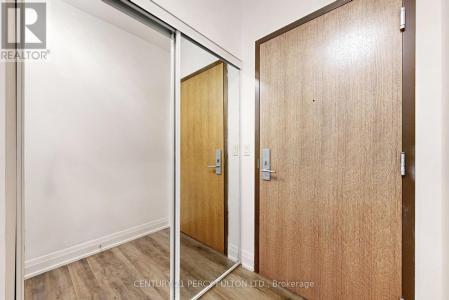 56 FOREST MANOR ROAD, Toronto (henry Farm), Ontario M2J 1M1, Canada