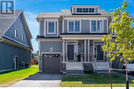 135 COURTLAND STREET, Blue Mountains, Ontario L9Y 0R4, Canada