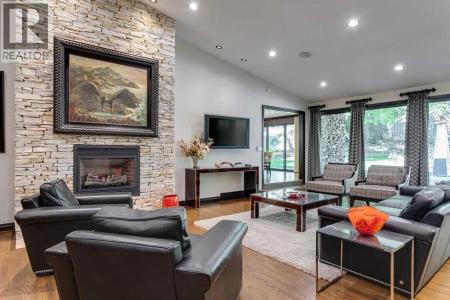 40 EAGLE RIDGE PLACE SOUTHWEST, Calgary, アルバータ T2V 2V8, カナダ