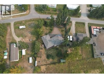 2196 GASSOFF ROAD, Quesnel, Colúmbia Britânica V2J 4E5, CANADÁ