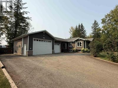 2196 GASSOFF ROAD, Quesnel, Colúmbia Britânica V2J 4E5, CANADÁ