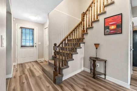 36 MILLSIDE WAY SW, Calgary, Альберта T2Y 2P7, Канада