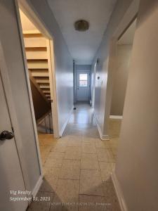 100 BROWNLEIGH AVENUE, Welland, Ontario L3B 5V8, Canada