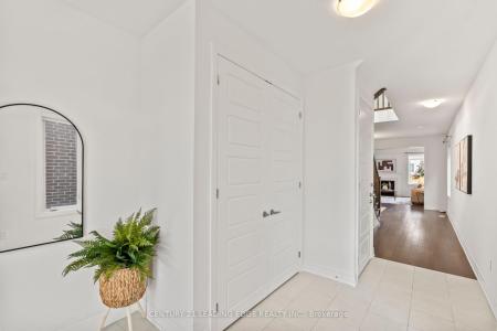 43 WILLIAM NADOR STREET, Kitchener, Ontario N2E 3X8, Canada