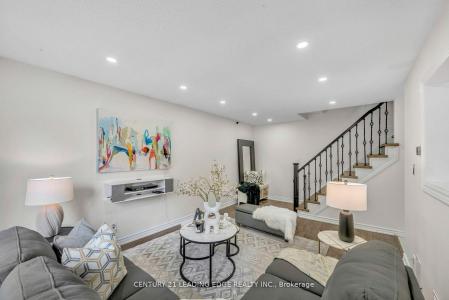 730 CEDAR STREET, Oshawa, Ontario L1H 4M6, CANADÁ