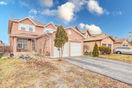 560 STEEPLE HILL, Pickering, Онтарио L1V 5Z3, Канада