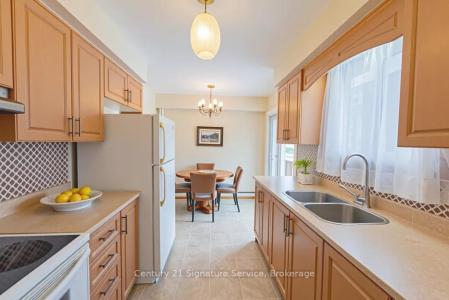 15 JOY COURT, 漢密爾頓, 安大略省 L8K 5R7, 加拿大