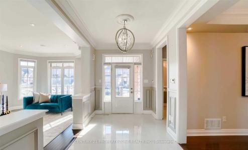 3 JEWELVILLE STREET, Brampton, Ontario L6X 0E4, Canada