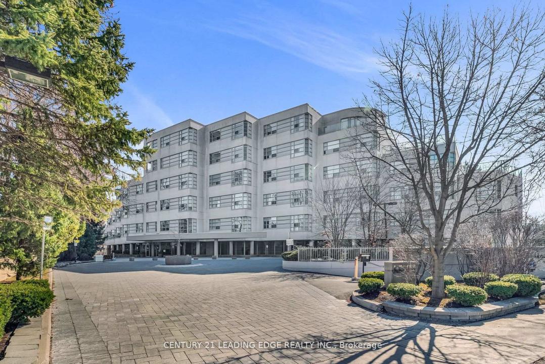 1 WATERGARDEN WAY, Toronto, オンタリオ M2K 2Z7, カナダ