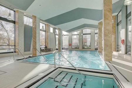 195 BONIS AVENUE, Toronto, Ontario M1T 3W6, Canadá