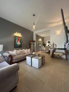 San Estanislao entre Yaguaron y Yuty , Lambaré, Central 00001, Paraguai