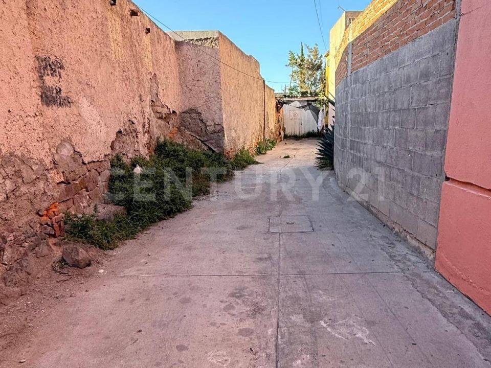 Fernando Rosas ,, San Luis Potosi, San Luis Potosi 78339, Messico