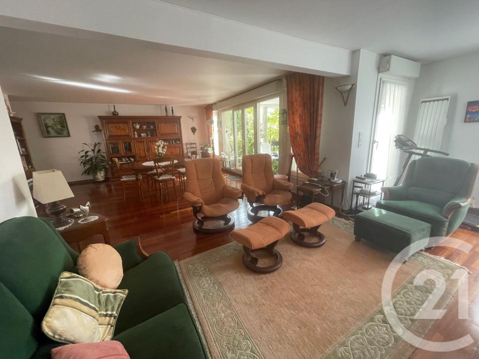 Cergy, איל-דה-פרנס 95800, צרפת 