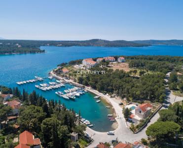 Milna, Milna, Splitsko-dalmatinska Županija, סלובניה