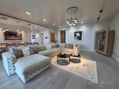 Stadiumi Qemal Stafa, Tirana, Albania