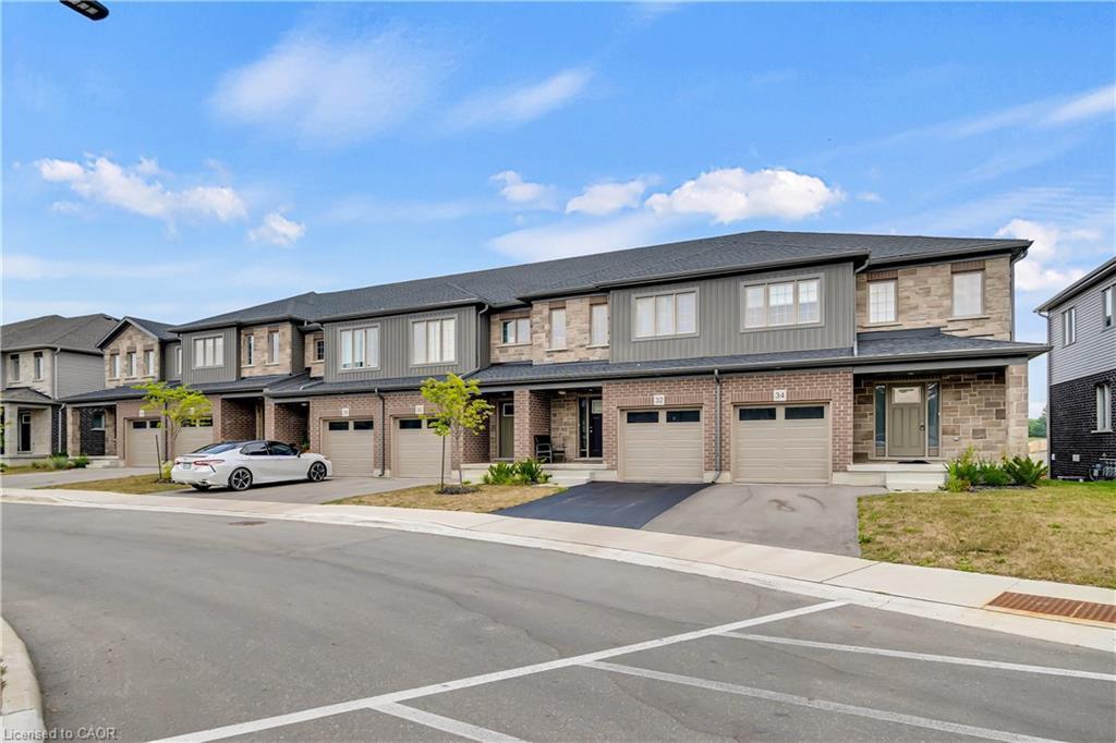 34 WEST MILL STREET, Ayr, Ontario N0B 1E0, Canadá