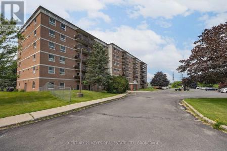 745 DAVIS DRIVE, Kingston (east Gardiners Rd), אונטריו K7M 8J4, קנדה