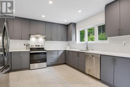 1049 LIMERICK LAKE ROAD, Limerick, Ontario K0L 1W0, Canada