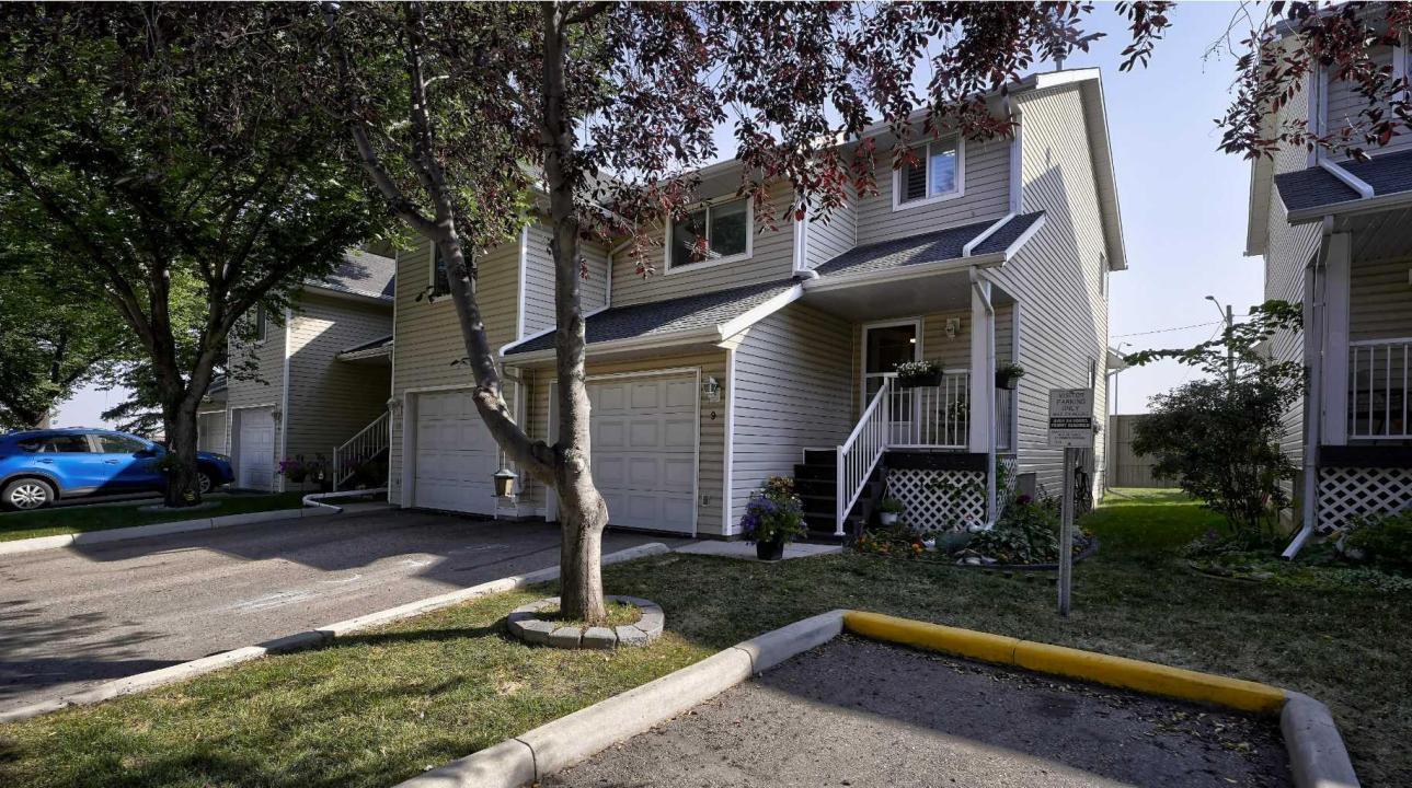 567 EDMONTON TRAIL NE, Airdrie, 앨버타주 T4B 2L4, 캐나다