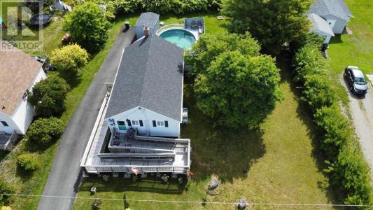 46 QUARRY ROAD, Glace Bay, Nova Scotia B1A 1G1, Canada