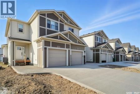 512 MYLES HEIDT MANOR, Saskatoon, Saskatchewan S7W 1H9, Canada