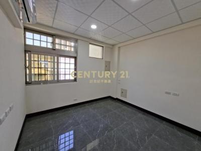 菓林三民路全新二房車, 大園區, Taoyuan City 337, Taiwan