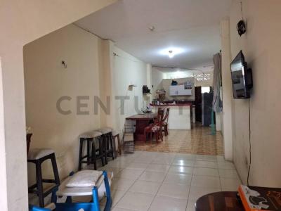 Cdla. Las Orquideas mz 27 V. 25, Guayaquil, Guayas 00001, Ecuador