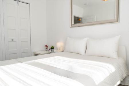 2208  Rue Lespérance, Montréal (Ville-Marie), Quebec H2K 2N9, Canada