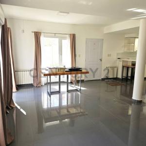 Mar del Caribe 2942, Neuquén, Neuquén 8300, Argentine