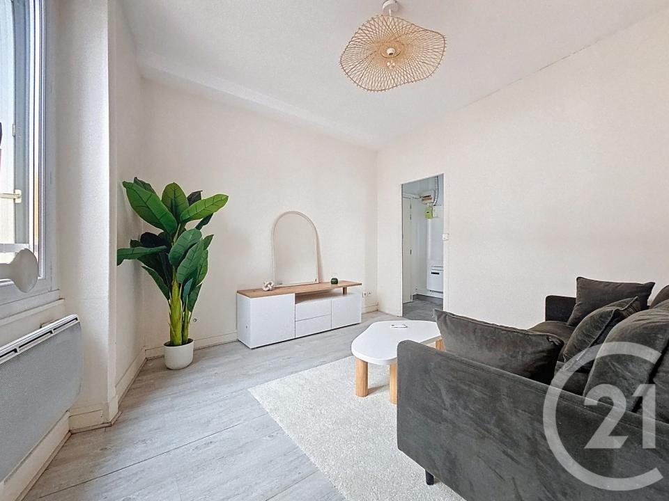 Angers, Pays De La Loire 49100, France