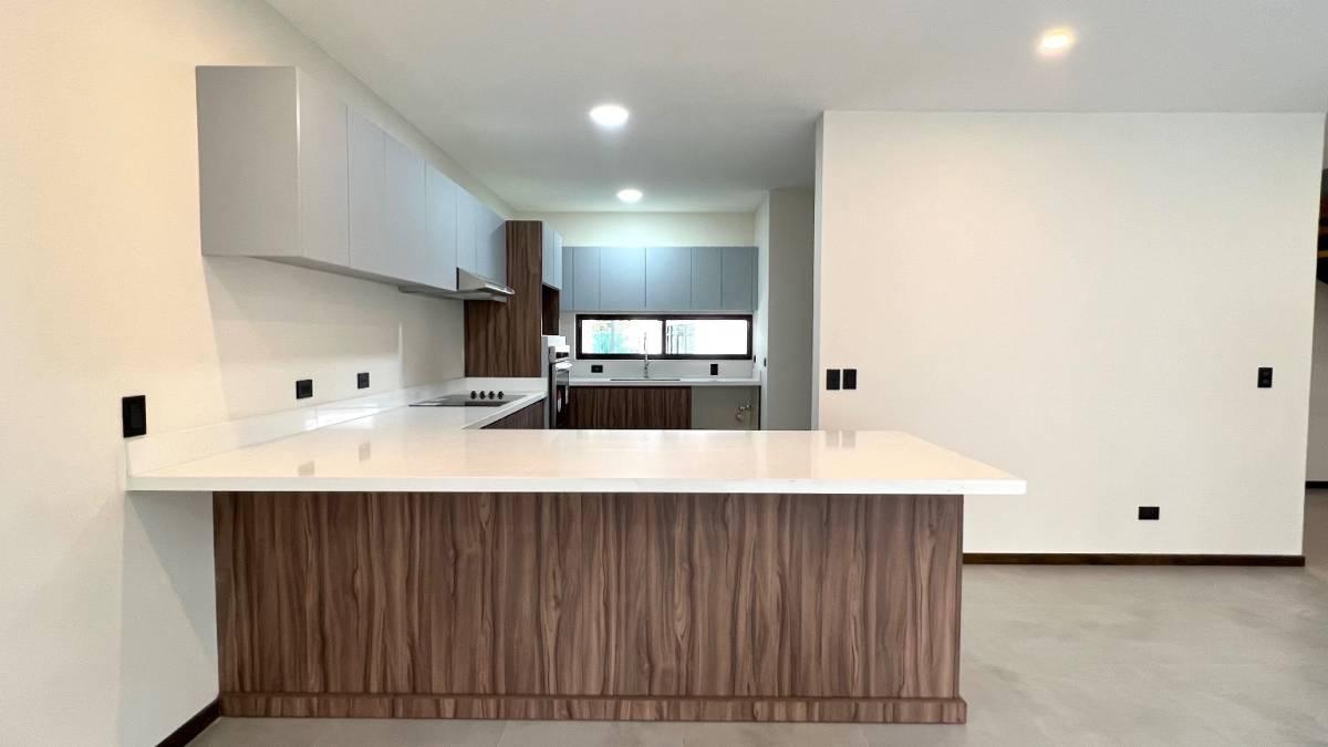 , Santa Ana Centro Santa Ana Santa Ana, San José 00001, Costa Rica