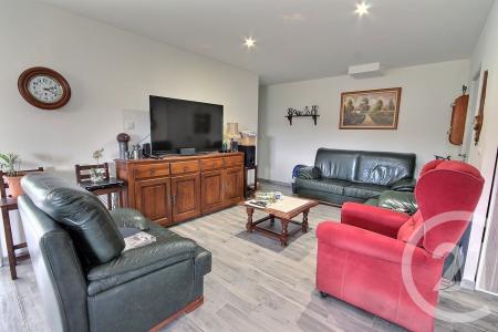 Bauzy, Centro – Val De Loira 41250, Francia